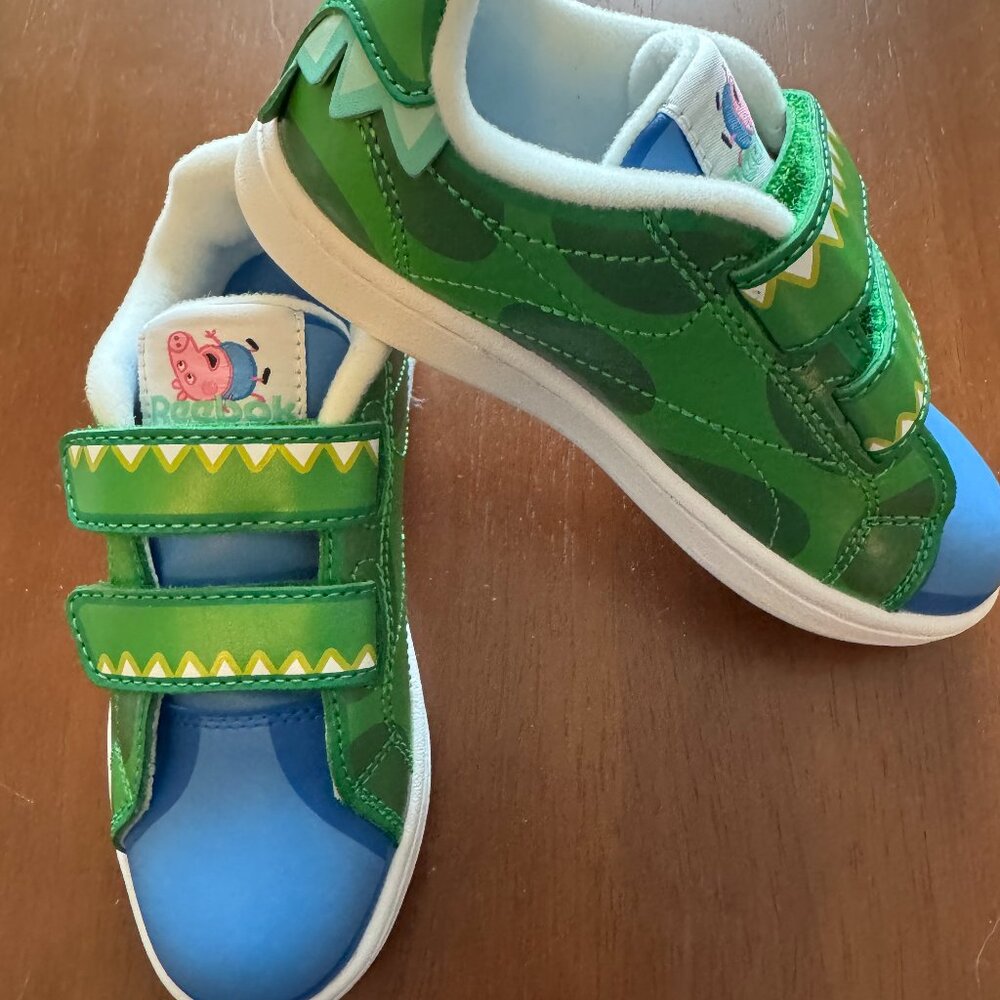 NWT Reebok x Peppa Pig Complete 2 J 'Dinosaur' Sneakers size 11 Hook Loop Velcro